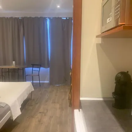 Aranypart Feszek Apartment
