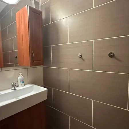 Apartment Aranypart Feszek