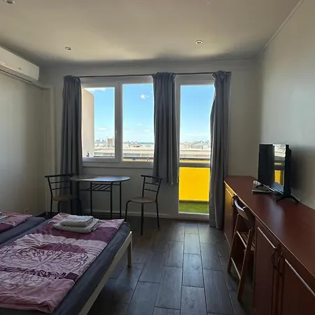 Aranypart Feszek Apartment Siófok