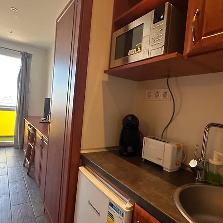 Apartment Aranypart Feszek *